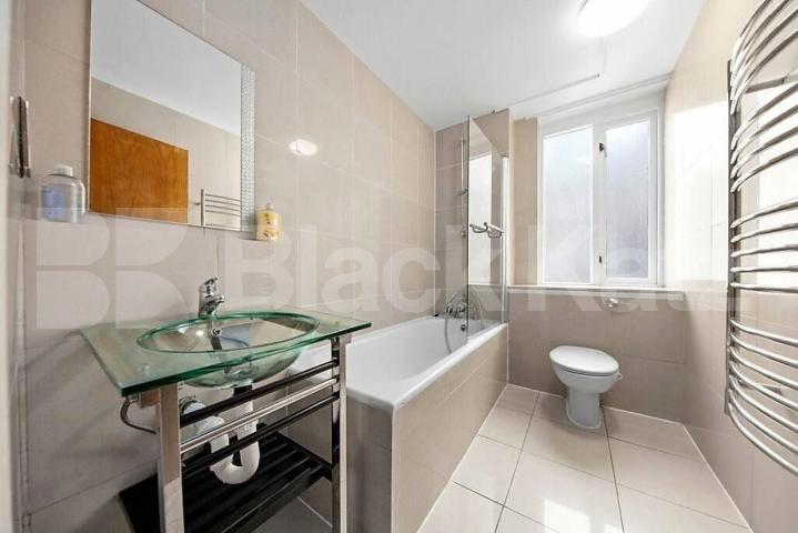 Recently refurbished two bed two bath set in a great location Harrowby Street, Marylebone